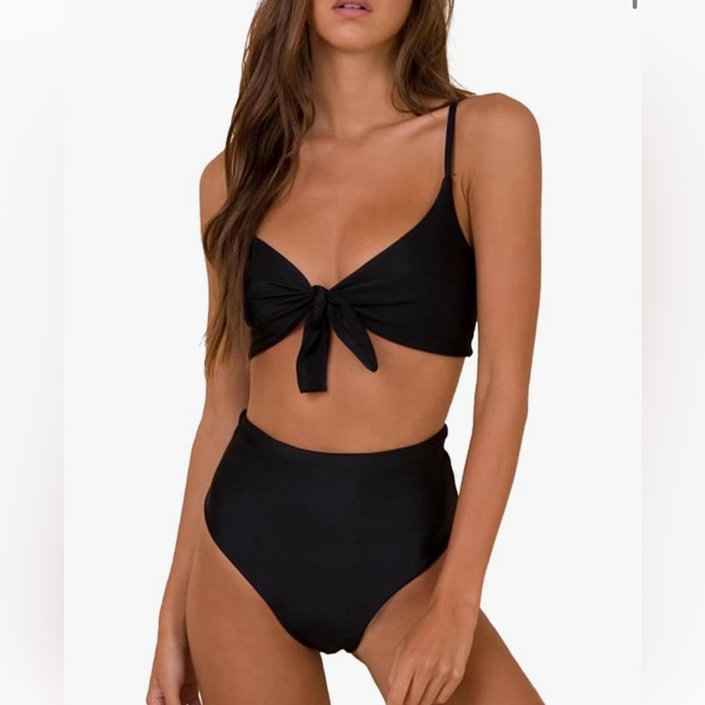 Black highwaist bathing suit